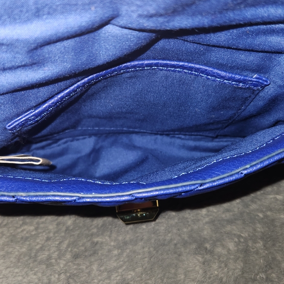 Banana Republic Royal Blue Quilted Crossbody Bag - Picture 2 of 3